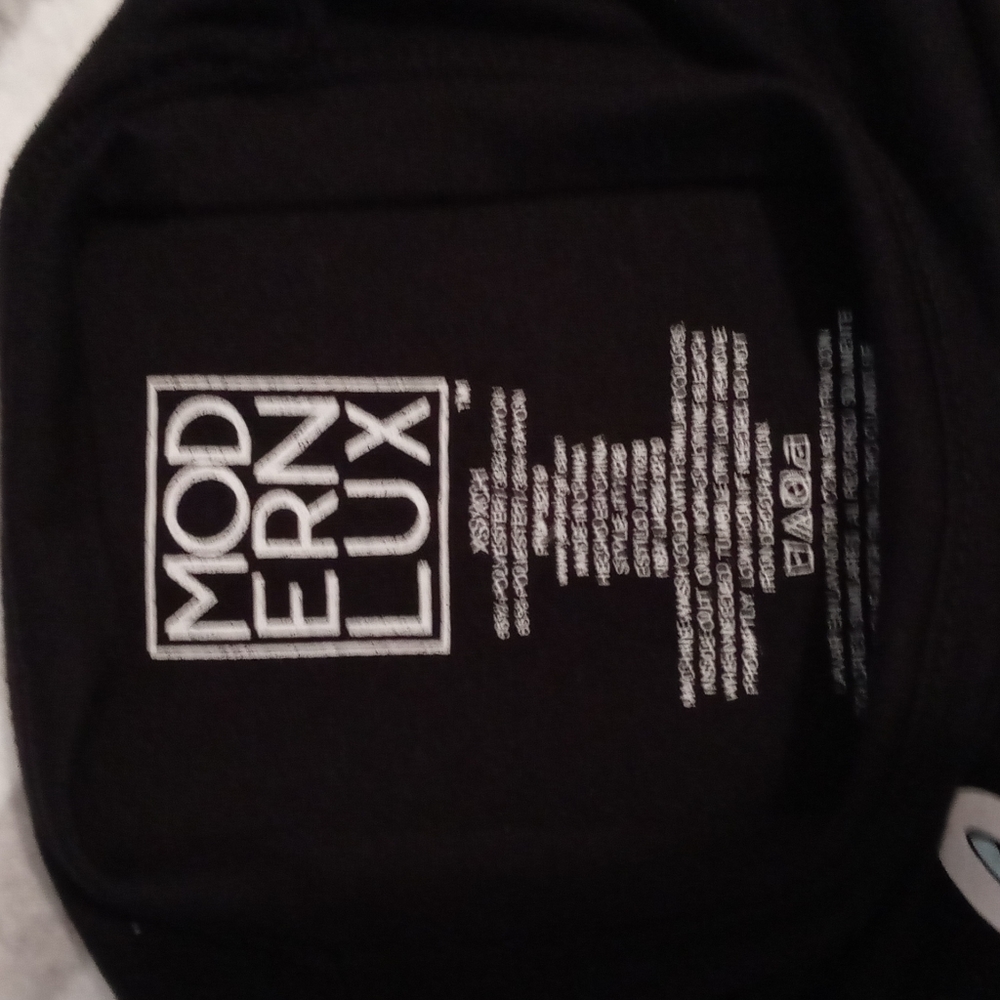 Small "Blessed" black tee. - Picture 3 of 3